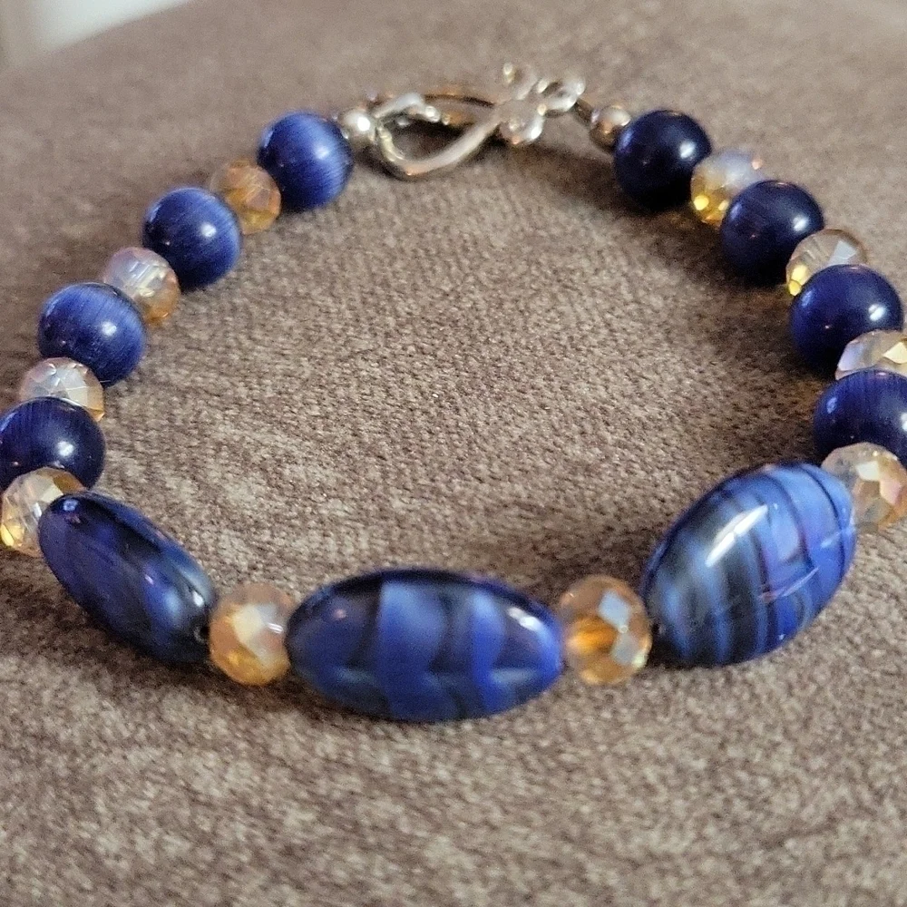 HANDMADE Cat's Eye Vintage Czech Glass Beaded Toggle Bracelet